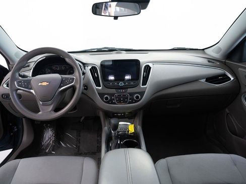 Used 2021 Chevrolet Malibu LT FWD image 14