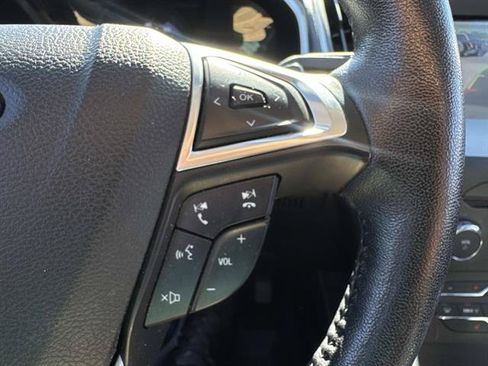 Used 2016 Ford Edge SEL w/ Equipment Group 201A AWD/4WD image 14