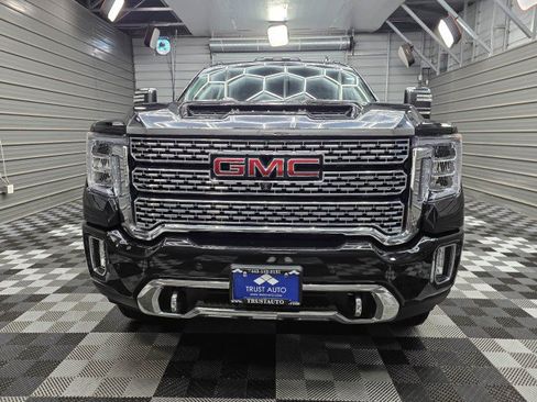 Used 2022 GMC Sierra 2500 Denali AWD/4WD image 3