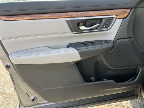 Certified 2017 Honda CR-V EX-L image 9