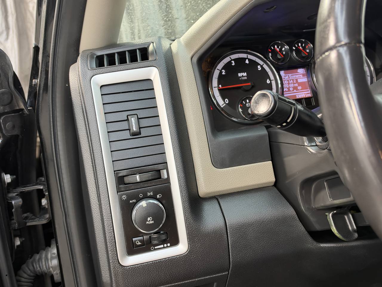 Used 2012 RAM 1500 Big Horn AWD/4WD image 24