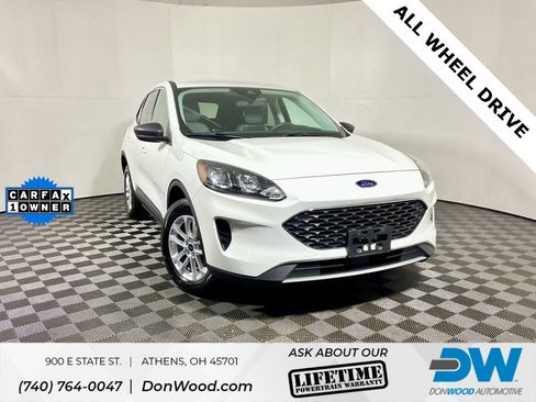 Used 2022 Ford Escape SE image 1