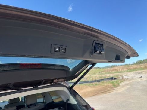 Used 2020 Subaru Ascent Limited w/ Popular Package #2 image 18