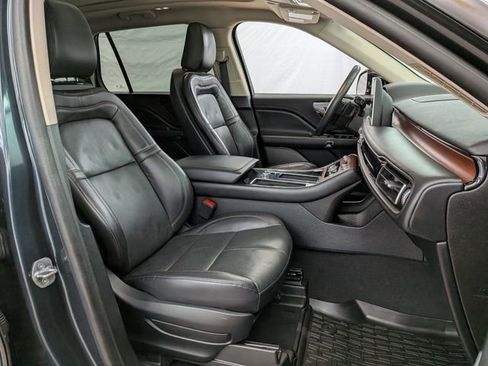 Used 2022 Lincoln Aviator Reserve w/ Elements Package Plus image 25