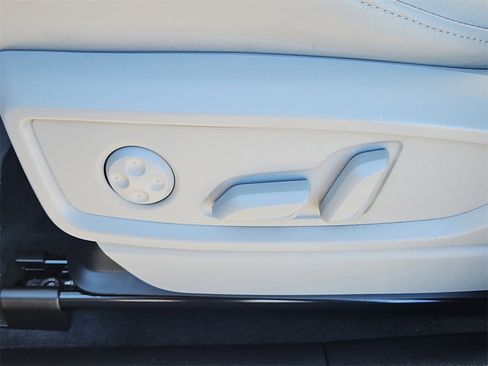 Certified 2024 Audi Q5 2.0T Premium Plus image 27