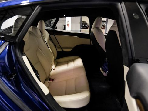 Used 2023 Tesla Model S Standard Range image 37