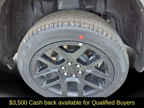 New 2026 RAM 1500 Laramie AWD/4WD image 10