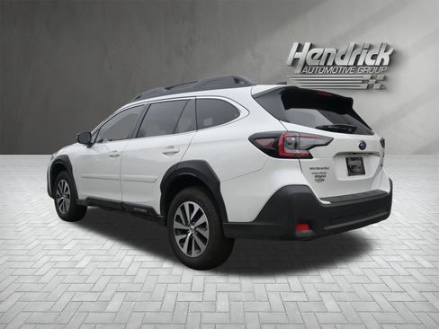 Certified 2025 Subaru Outback Premium w/ Popular Package #1A image 7