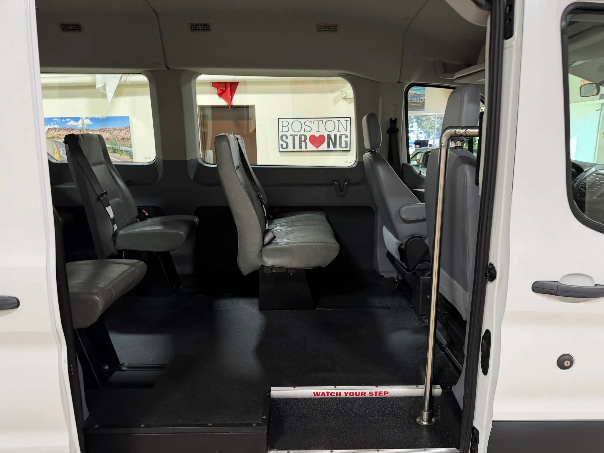 Used 2015 Ford Transit 150 XL RWD image 31