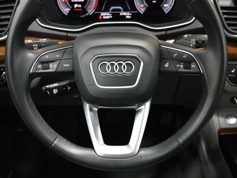 Used 2022 Audi Q5 2.0T Premium Plus AWD/4WD image 17