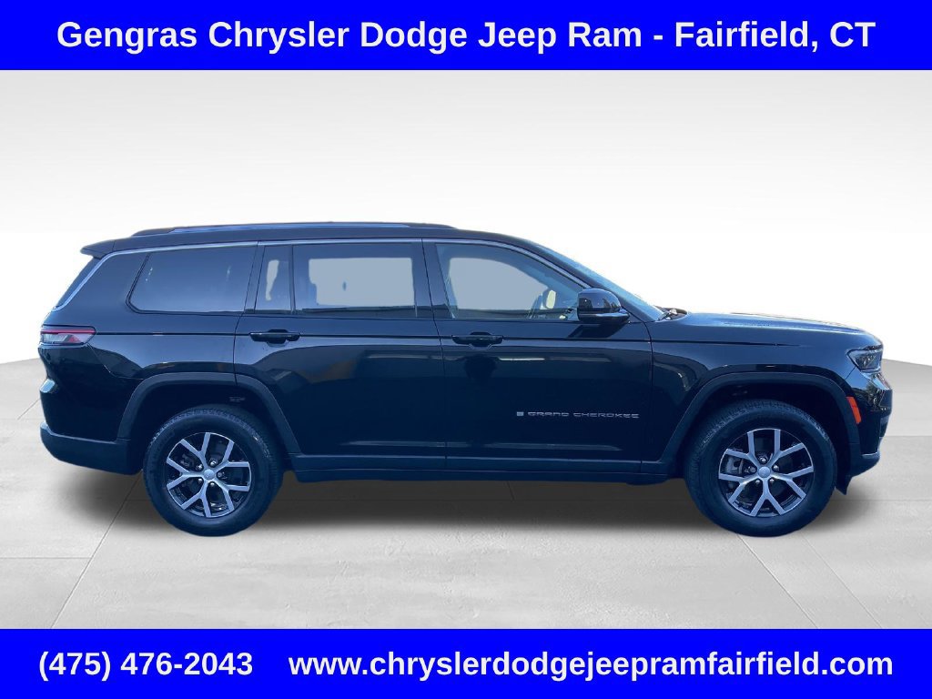 Used 2023 Jeep Grand Cherokee L Limited AWD/4WD image 8