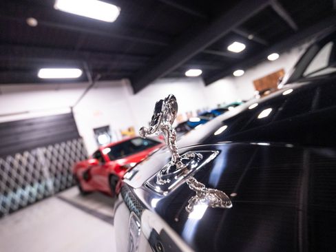Used 2024 Rolls-Royce Phantom Sedan w/ The Phantom Package RWD image 81