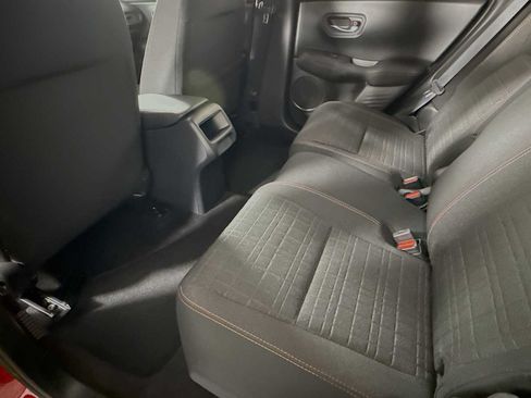 Certified 2025 Honda HR-V Sport image 34
