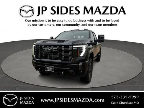 Used 2024 GMC Sierra 2500 Denali Ultimate w/ Max Trailering Package image 1