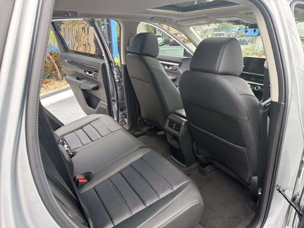 Used 2026 Honda CR-V EX-L image 32