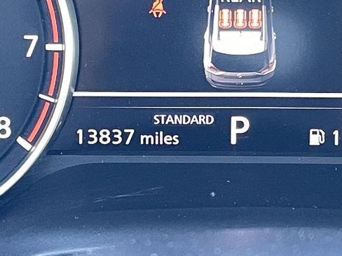 Used 2023 Nissan Rogue SV image 15