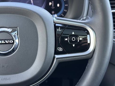 Used 2023 Volvo XC90 B5 Core w/ Protection Package Premier image 8