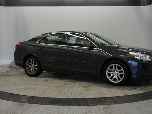 Used 2014 Chevrolet Malibu LT w/ Power Convenience Package image 13