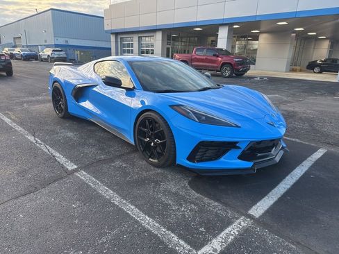 Used 2023 Chevrolet Corvette Stingray Coupe w/ Z51 Performance Package image 22