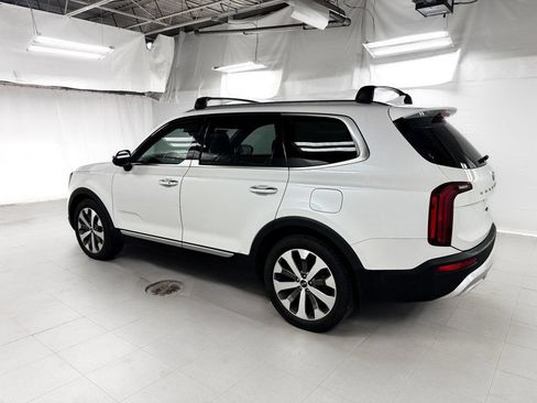 Used 2020 Kia Telluride S w/ S 8 Passenger Seating Package FWD image 3