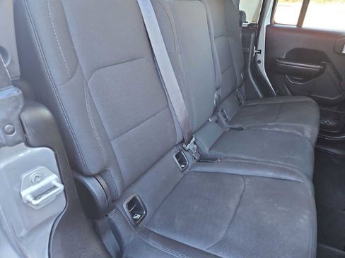 Used 2020 Jeep Gladiator Sport w/ Quick Order Package 24S image 21