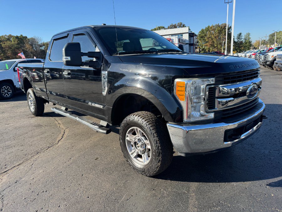 Used 2017 Ford F350 XLT w/ Snow Plow Prep Package AWD/4WD image 7