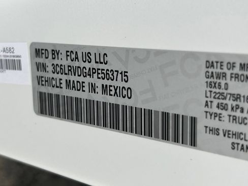Used 2023 RAM ProMaster 2500 FWD image 39