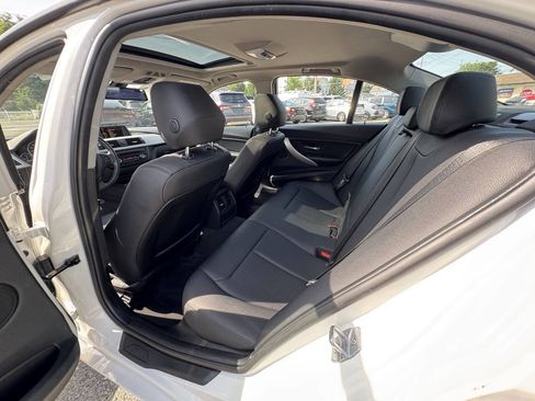 Used 2014 BMW 320i xDrive Sedan AWD/4WD image 26