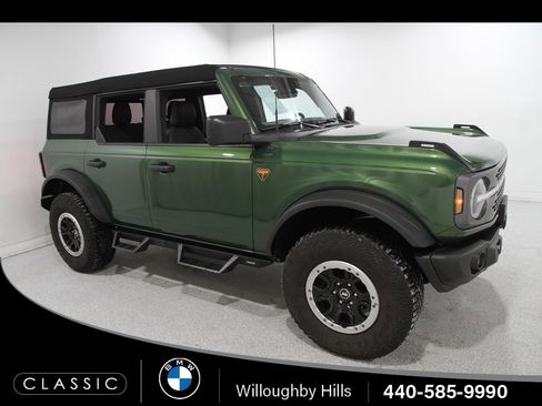 Used 2022 Ford Bronco Badlands w/ Sasquatch Package image 1