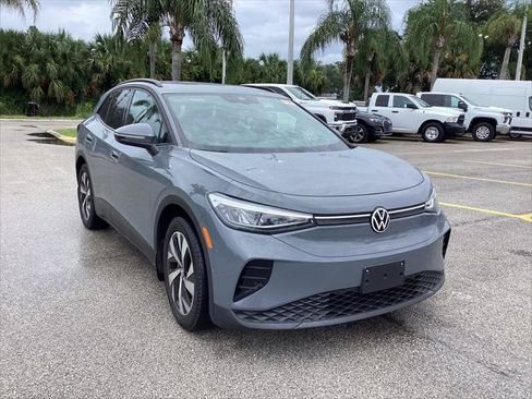 Used 2023 Volkswagen ID.4 2WD image 3
