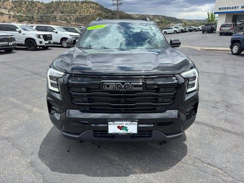 New 2026 GMC Terrain Elevation w/ Elevation Premium Package AWD/4WD image 2