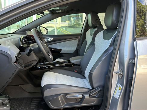Used 2023 Volkswagen ID.4 Pro RWD image 14