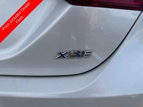 Used 2019 Toyota Camry XSE FWD image 4