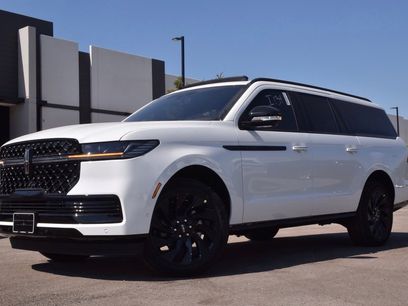 New 2025 Lincoln Navigator L Reserve
