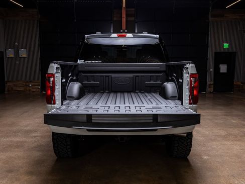 Used 2026 Ford F150 XLT w/ XLT Black Appearance Package AWD/4WD image 9