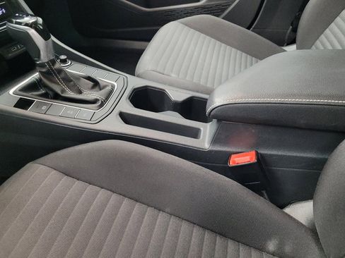 Used 2025 Volkswagen Jetta S FWD image 26
