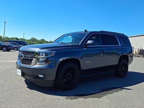 Used 2019 Chevrolet Tahoe LT AWD/4WD image 3