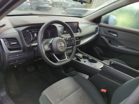 Used 2023 Nissan Rogue SV image 7