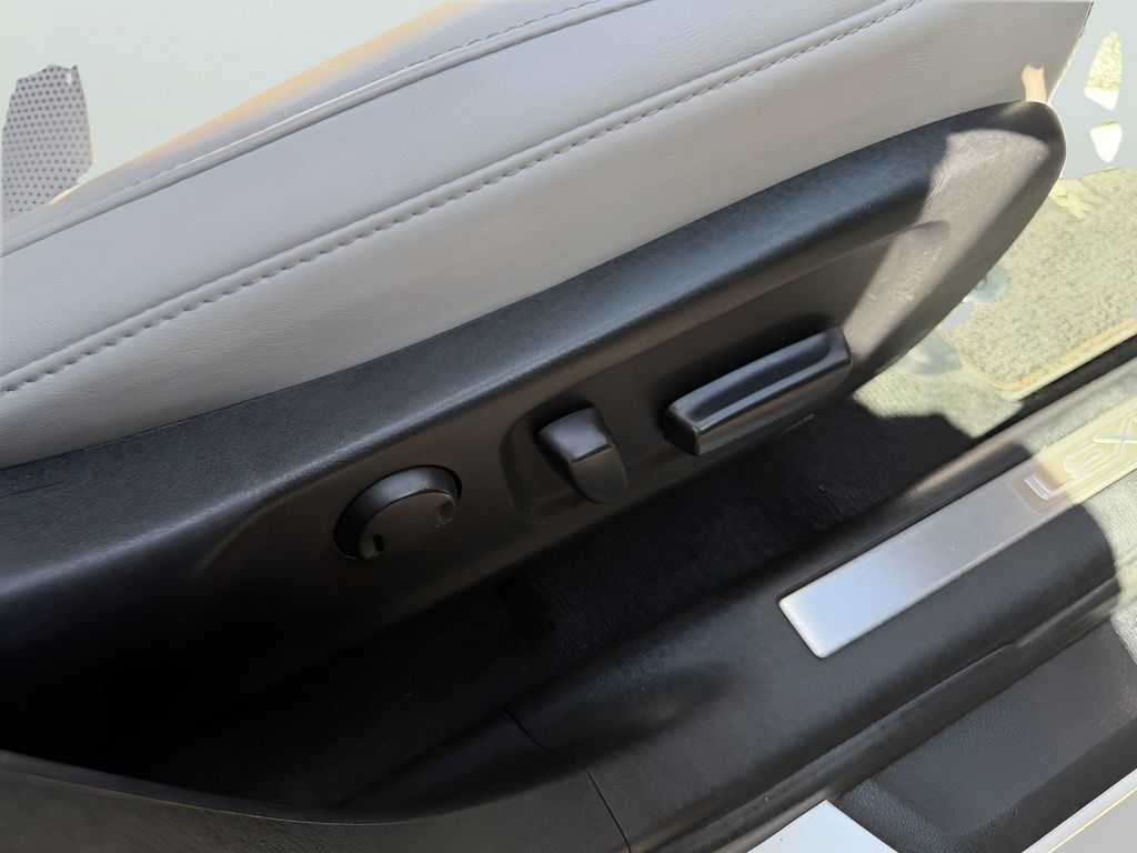 Used 2020 Lexus RX 350 FWD w/ Premium Package image 19