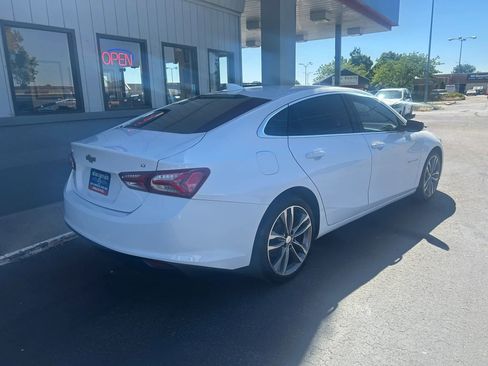 Used 2022 Chevrolet Malibu LT FWD image 28