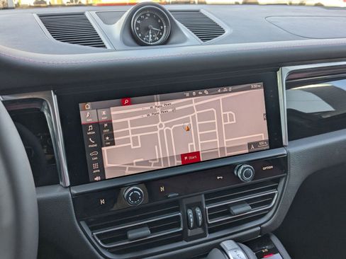 New 2026 Porsche Macan S image 16