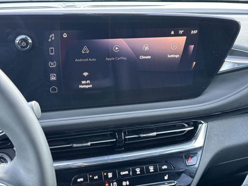 Used 2025 Buick Envista Avenir image 24