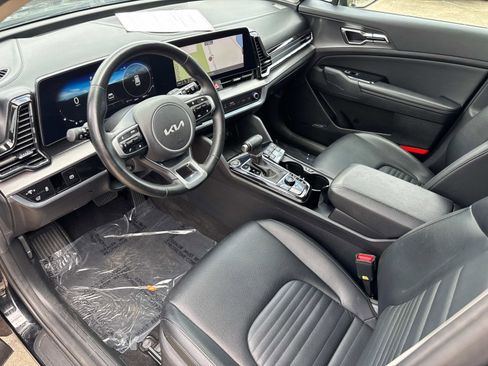 Used 2023 Kia Sportage SX image 22