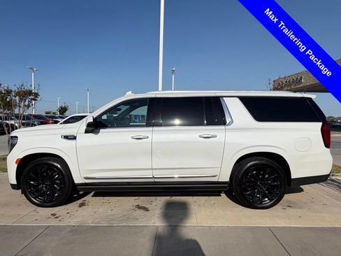Used 2022 GMC Yukon XL Denali w/ Denali Ultimate Package AWD/4WD image 10
