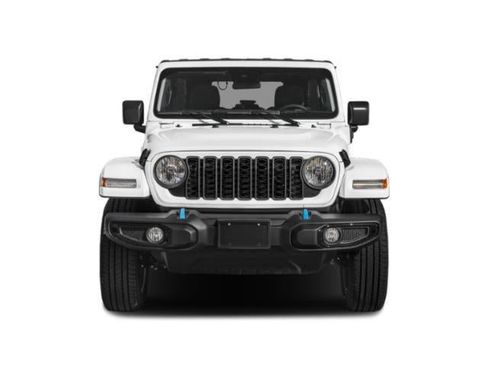 Used 2025 Jeep Wrangler Sahara image 4