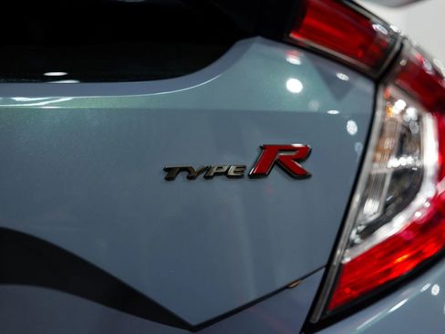 Used 2019 Honda Civic Type R image 23