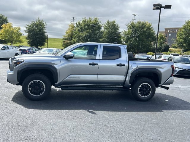 Used 2026 Toyota Tacoma TRD Off-Road AWD/4WD image 7