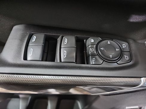 Used 2022 GMC Sierra 2500 AT4 w/ AT4 Preferred Package image 32