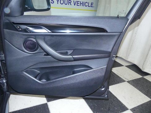 Used 2019 BMW X1 xDrive28i w/ Convenience Package image 26