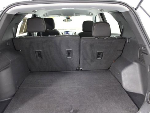 Used 2023 Chevrolet Equinox LT image 16